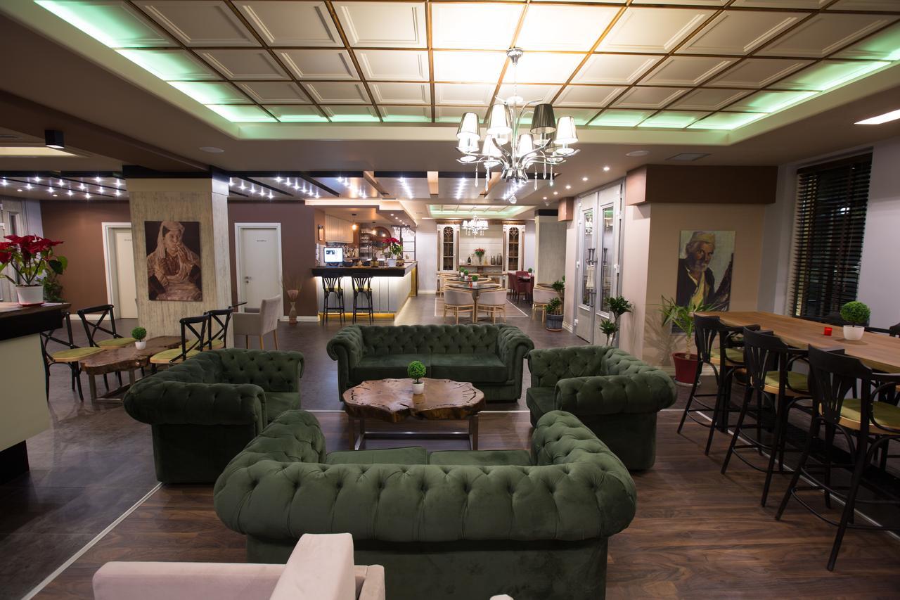 "L'Art De Vivre" Resort Korce Habitación foto